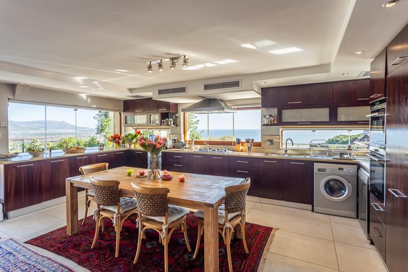 To Let 3 Bedroom Property for Rent in Chapman